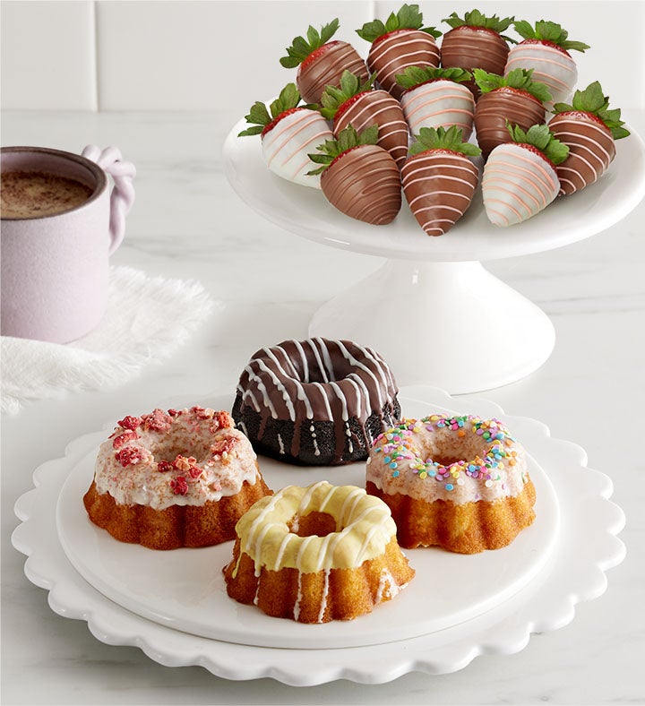 Signature Bundt Cake Assortment™ with Berries
